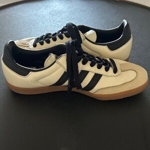 Adidas Women's Black, White, and Tan Sneakers